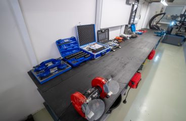 Mietwerkstatt, KFZ Mietwerkstatt, Werkstatt mieten, Autowerkstatt mieten, Werkstatt zur SelbstnutzungDSC04212-HDR